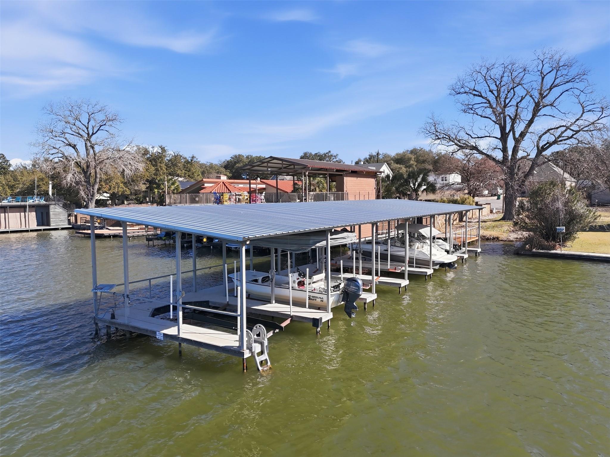 127 Hidden Oaks Dr, Kingsland, TX 78639