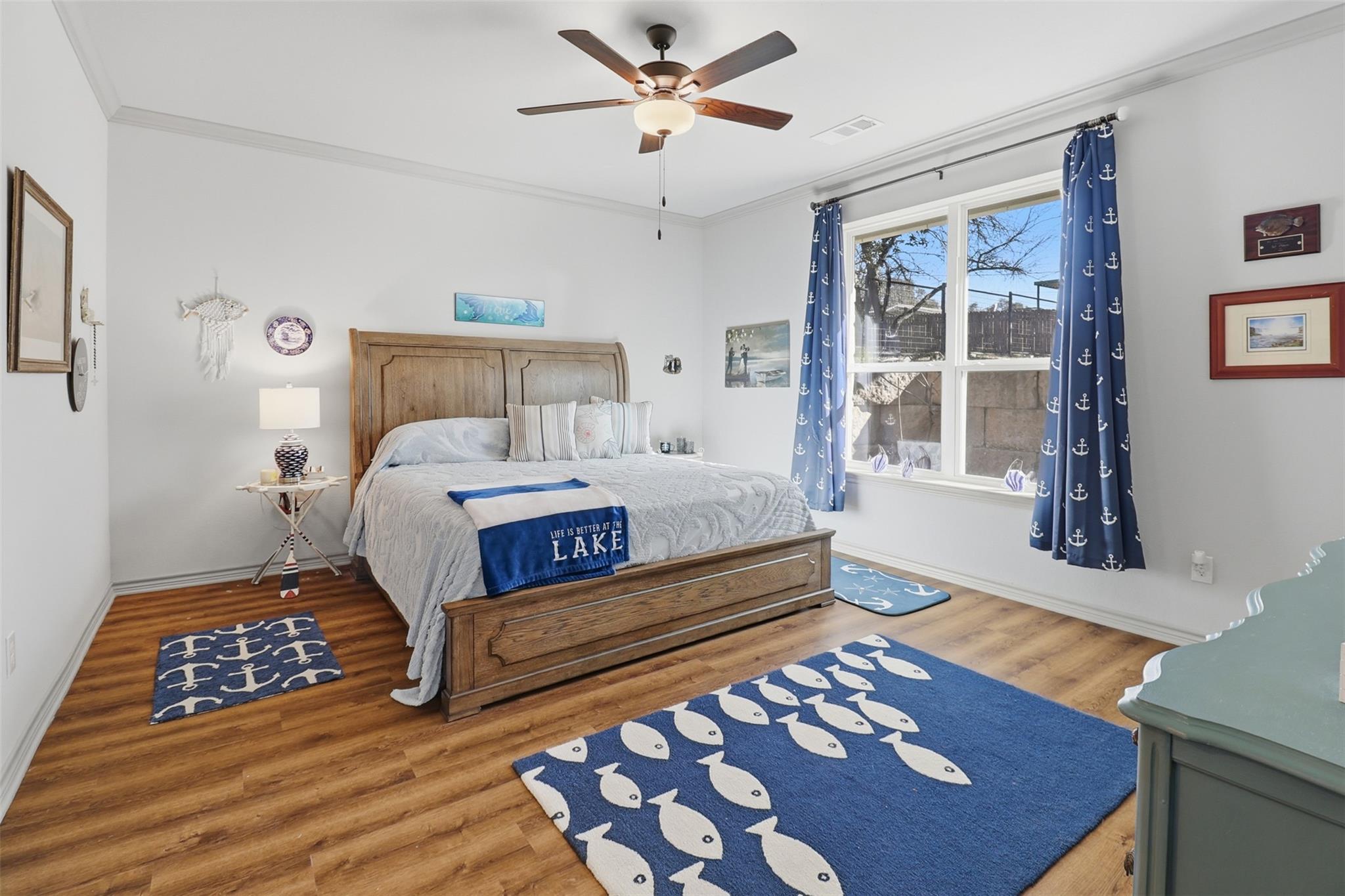 127 Hidden Oaks Dr, Kingsland, TX 78639