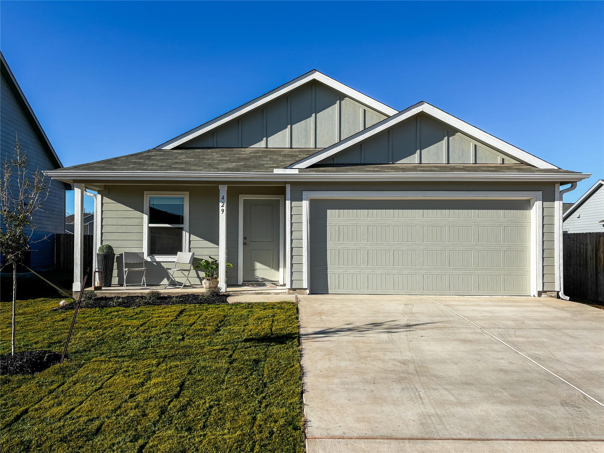 429 Monsoon Dr, Lockhart, TX 78644