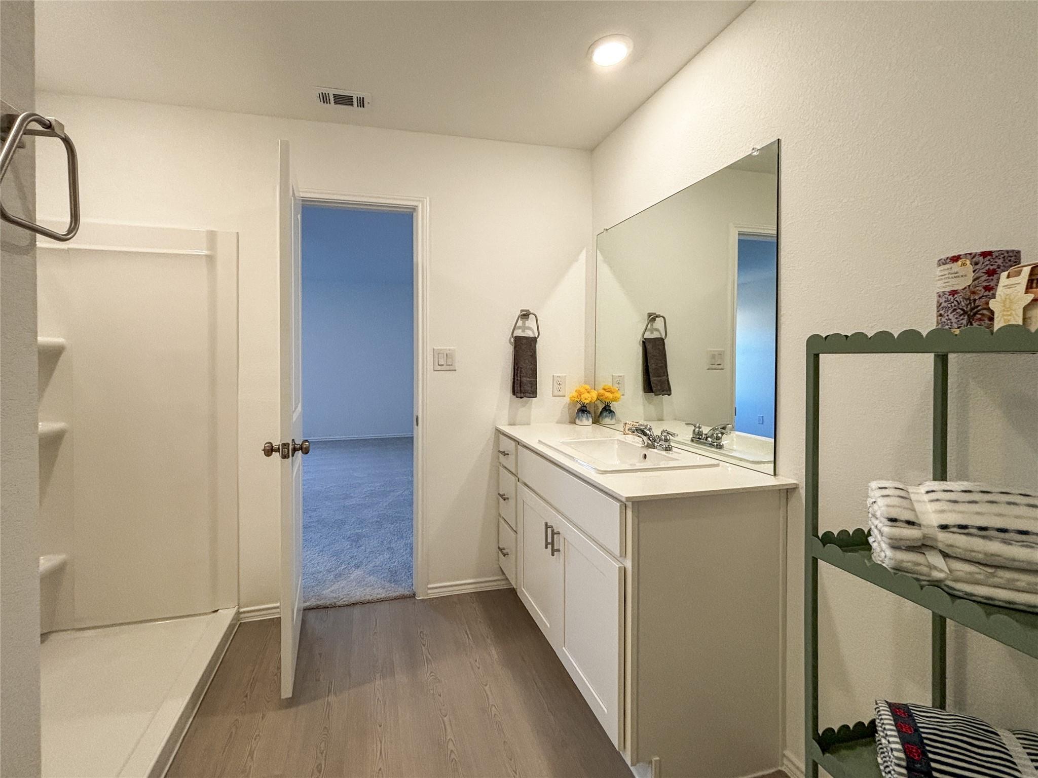 429 Monsoon Dr, Lockhart, TX 78644