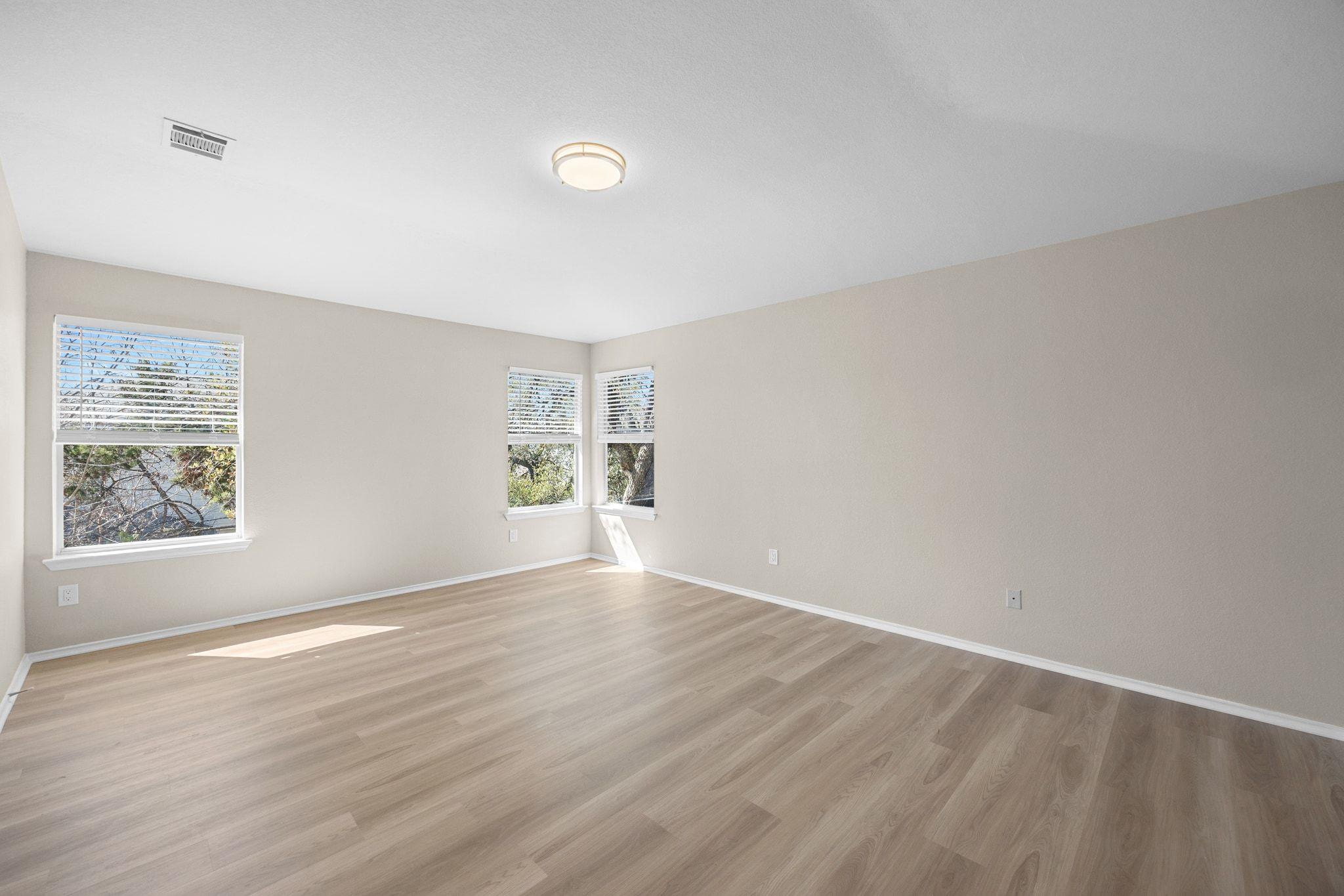 8133 Luling Ln, Austin, TX 78729