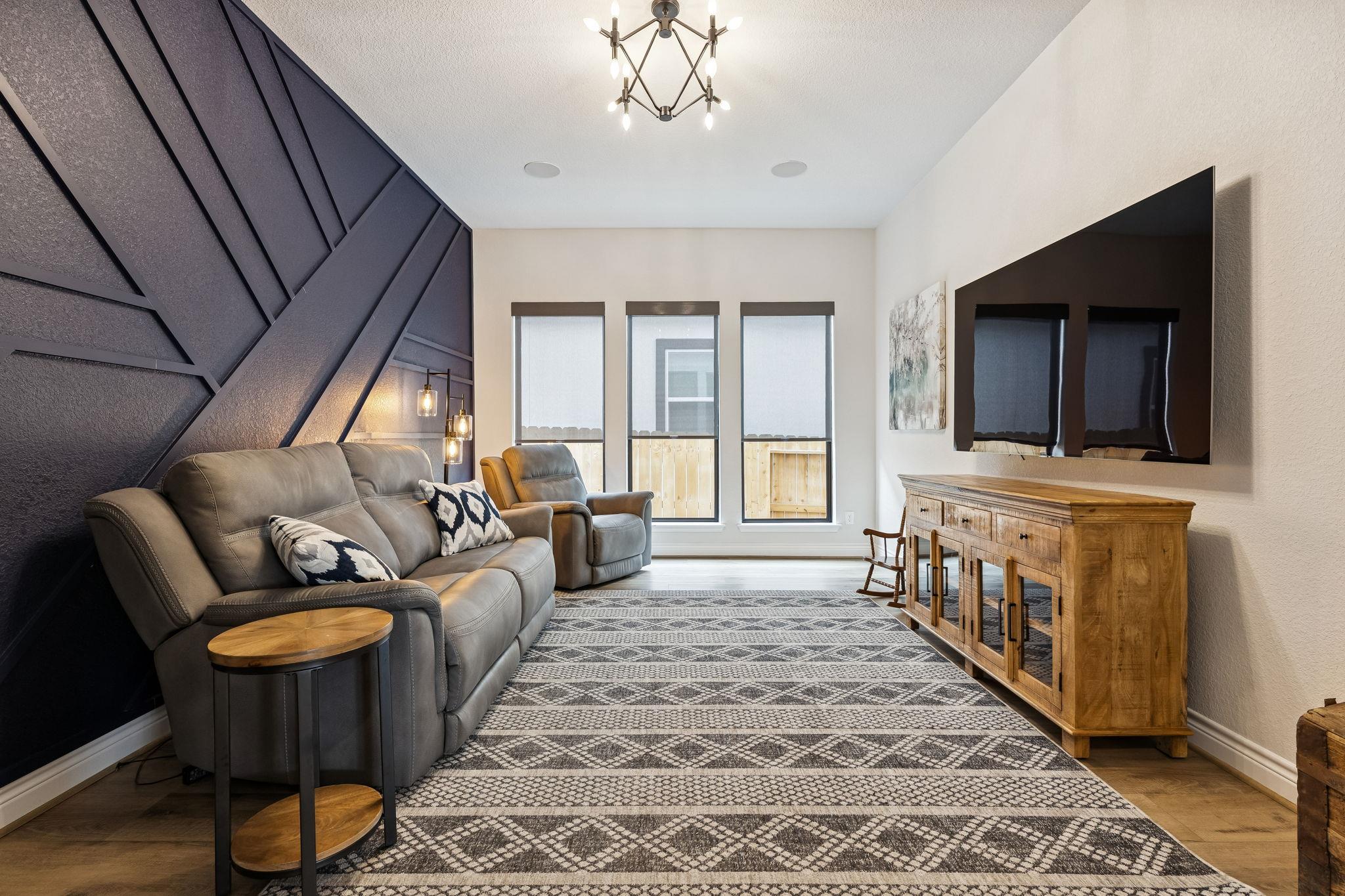 828 Teakmill Trl, San Marcos, TX 78666