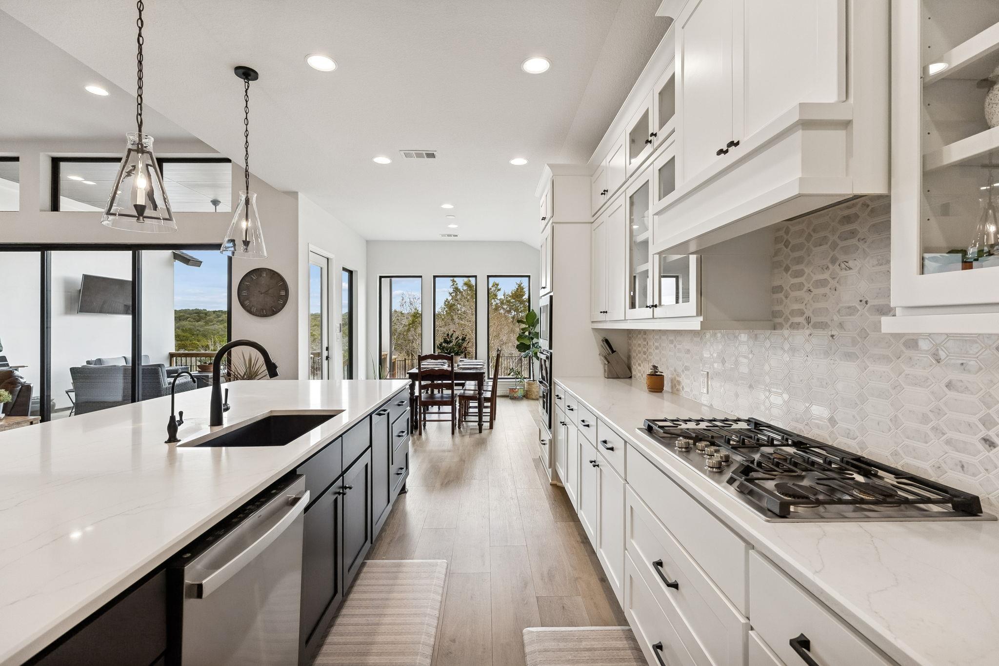 828 Teakmill Trl, San Marcos, TX 78666