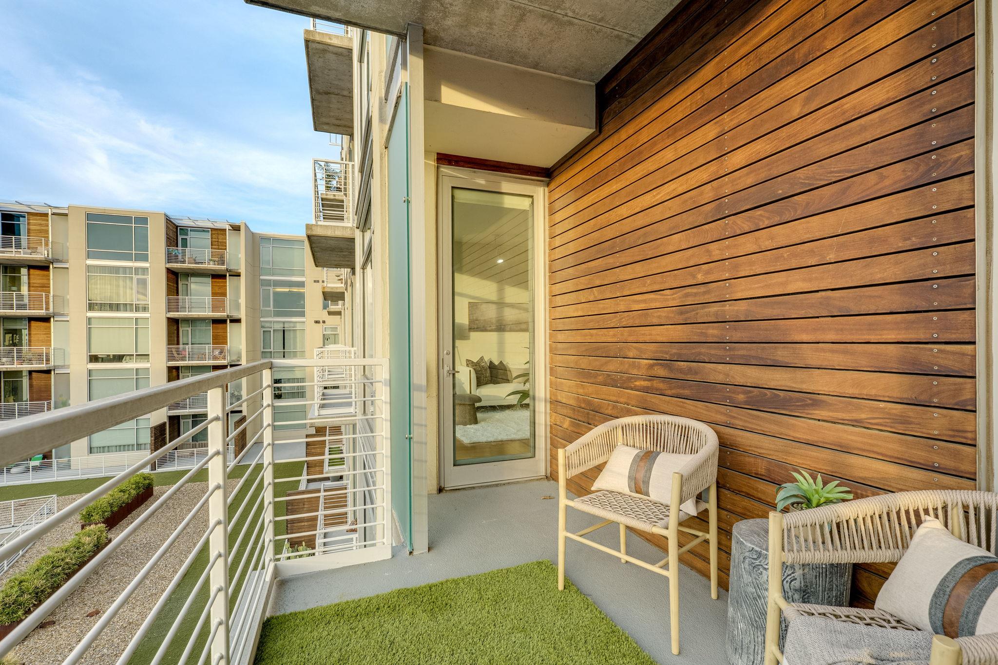 210 Lee Barton Dr # 421, Austin, TX 78704