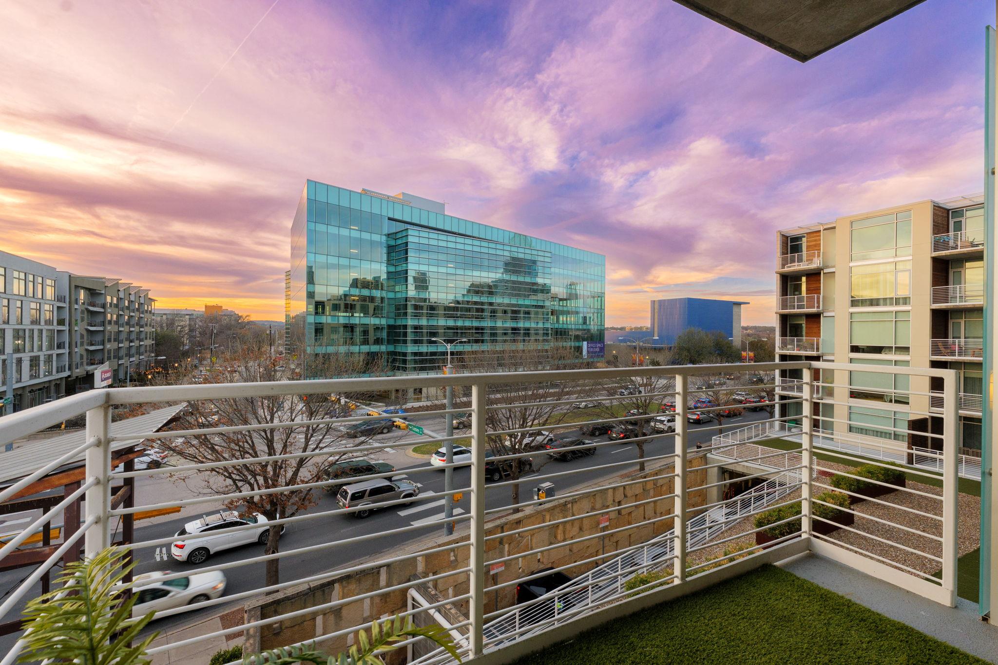 210 Lee Barton Dr # 421, Austin, TX 78704