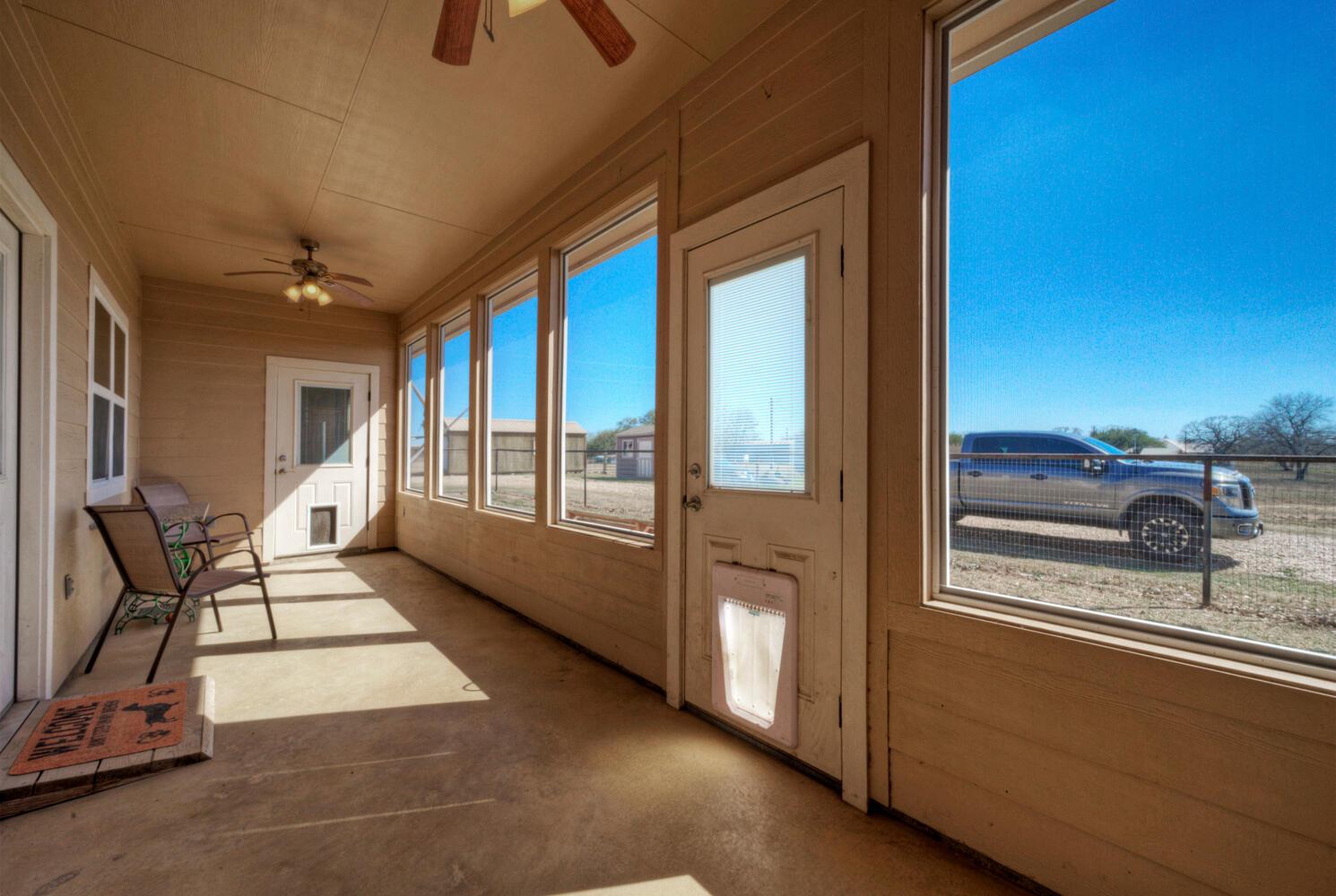 273 Bobs Trl, Bastrop, TX 78602