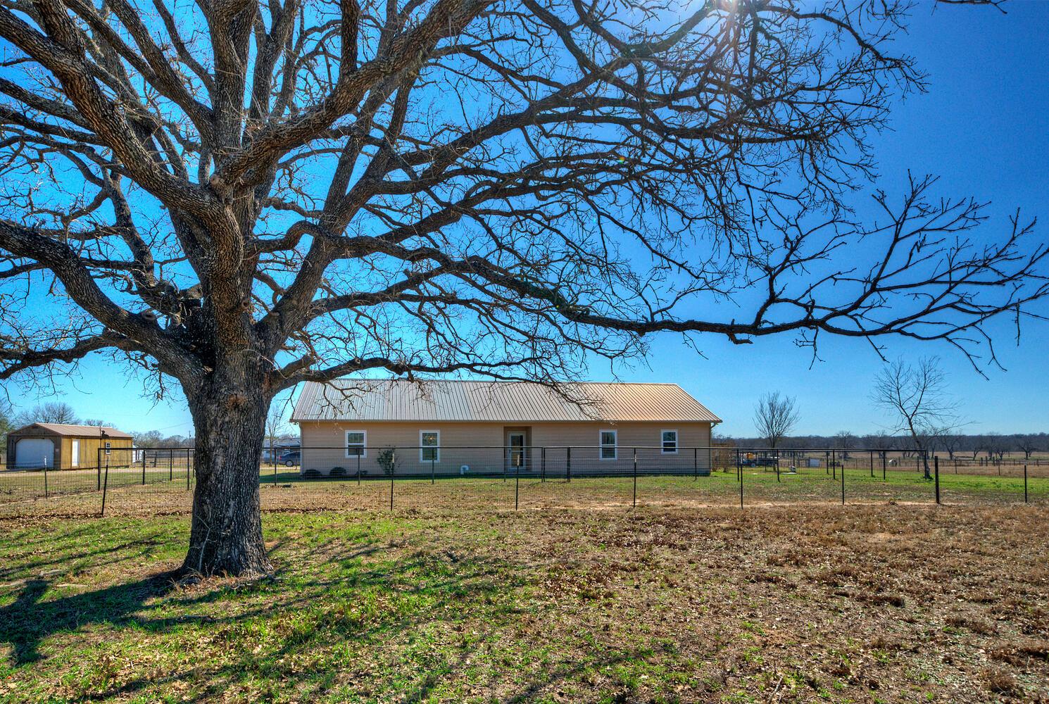 273 Bobs Trl, Bastrop, TX 78602