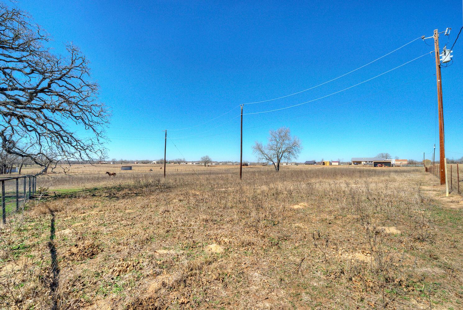 273 Bobs Trl, Bastrop, TX 78602