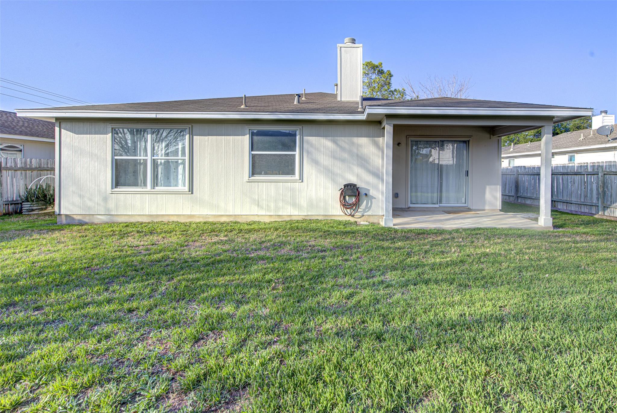 749 Blair Ave, Bastrop, TX 78602