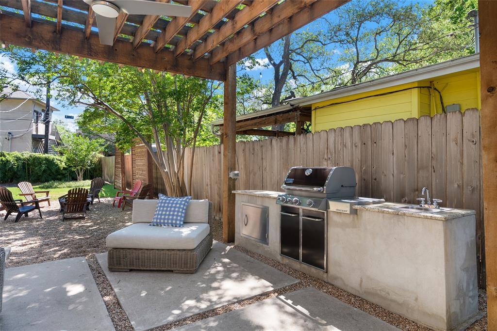 2105 Westover Rd, Austin, TX 78703