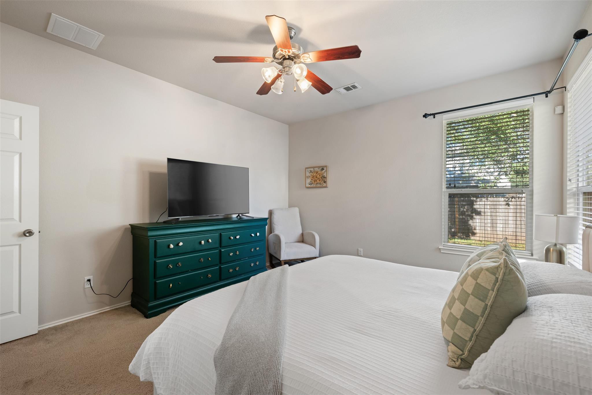 1520 Huckleberry Ln, Austin, TX 78748