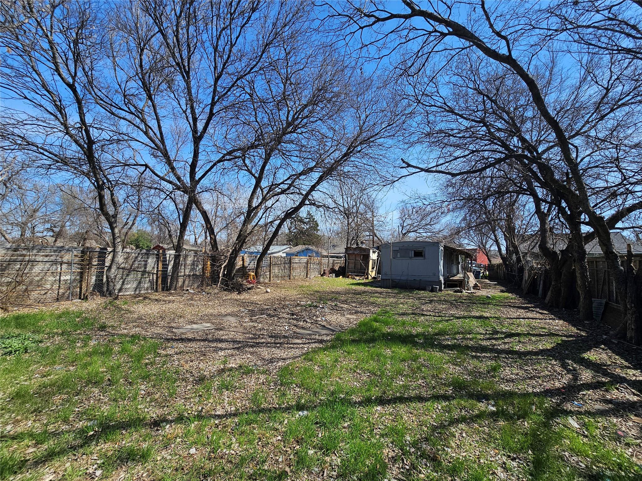 516 Montopolis Dr, Austin, TX 78741