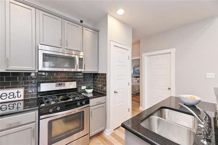 2001 Faro Dr # 15, Austin, TX 78741