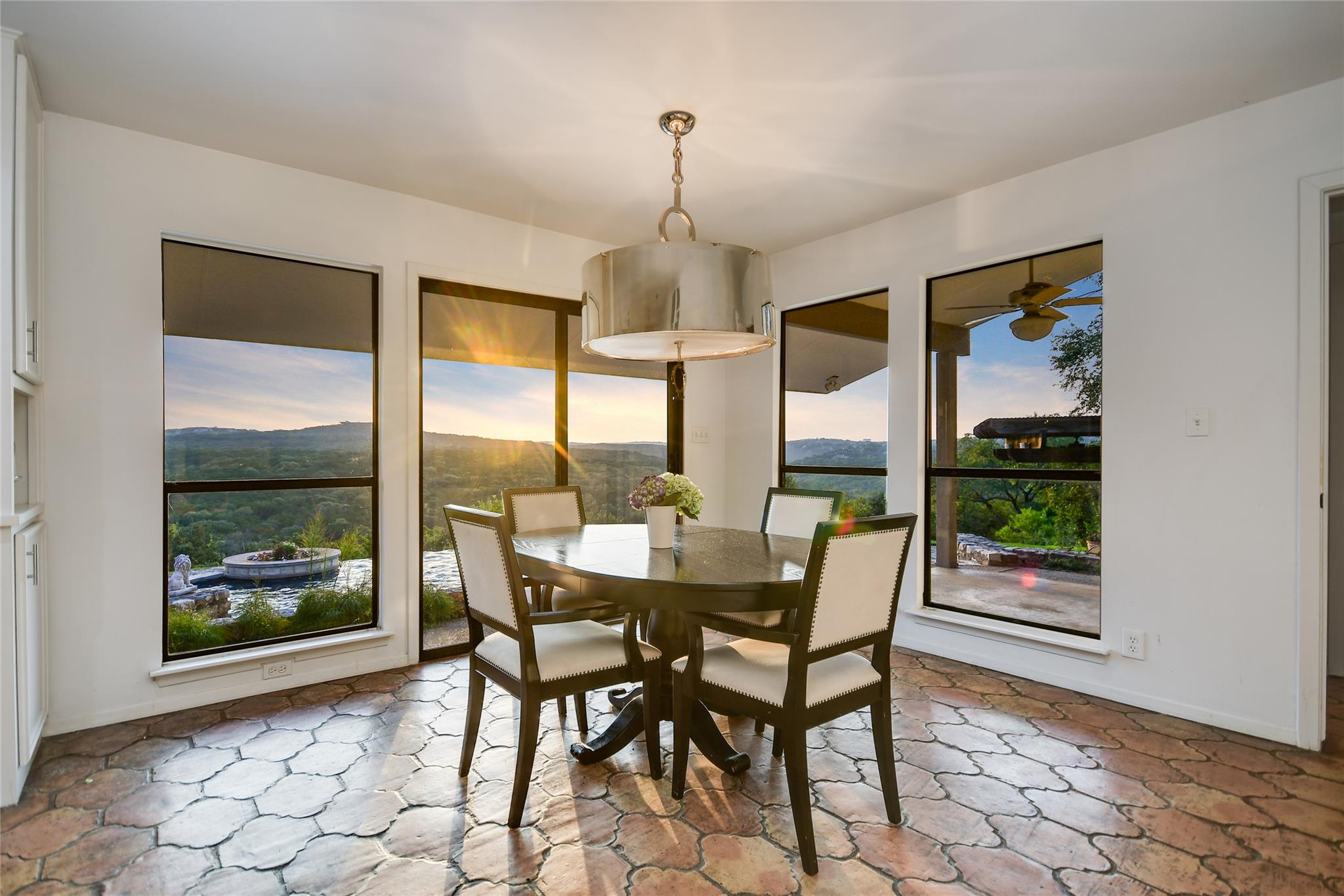 2200 CERCA VIEJO Way, Austin, TX 78746