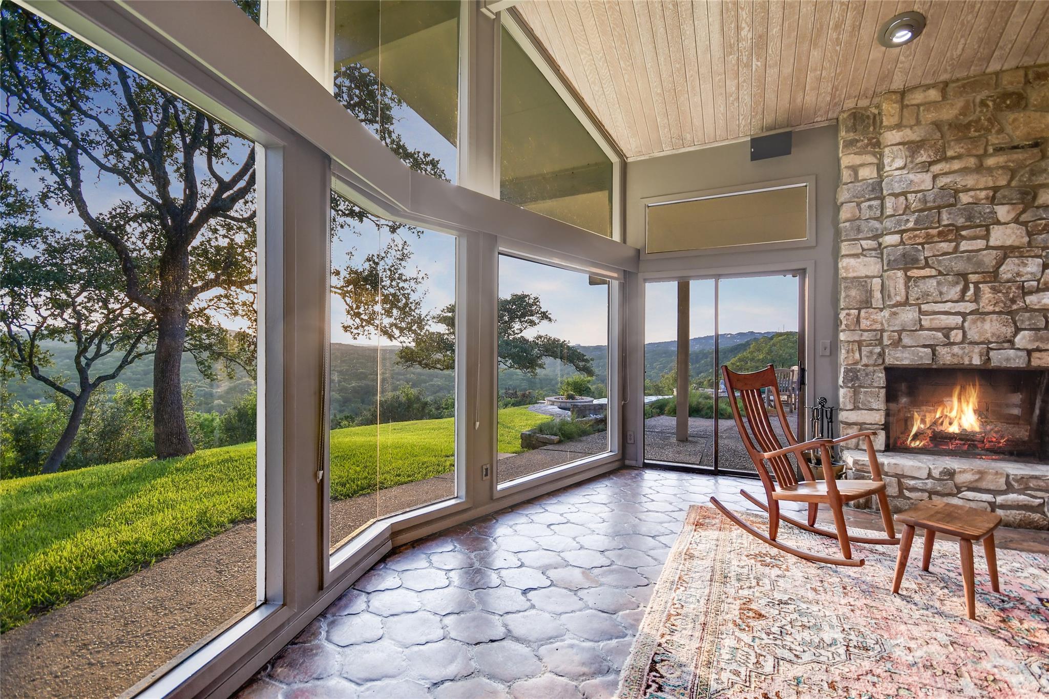 2200 CERCA VIEJO Way, Austin, TX 78746