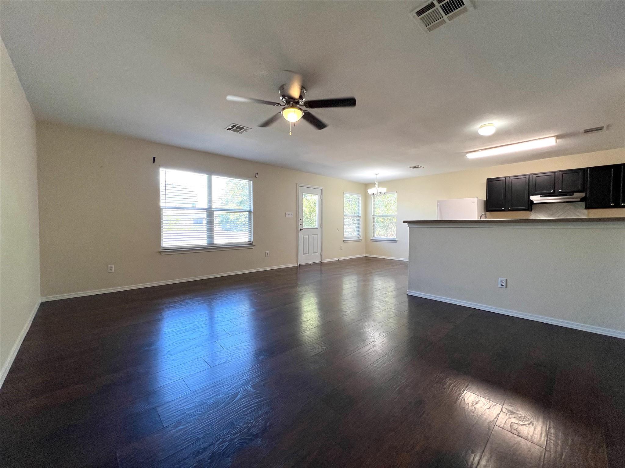 125 Dandelion Loop, Kyle, TX 78640