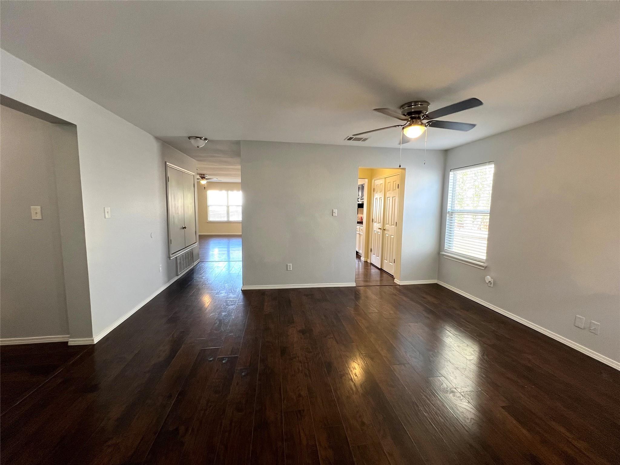 125 Dandelion Loop, Kyle, TX 78640