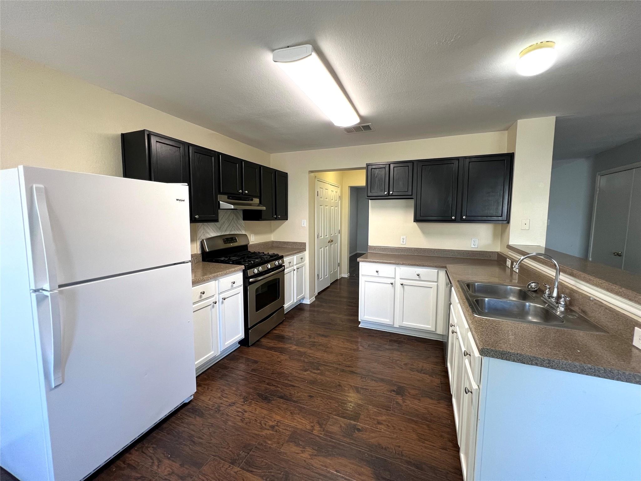 125 Dandelion Loop, Kyle, TX 78640