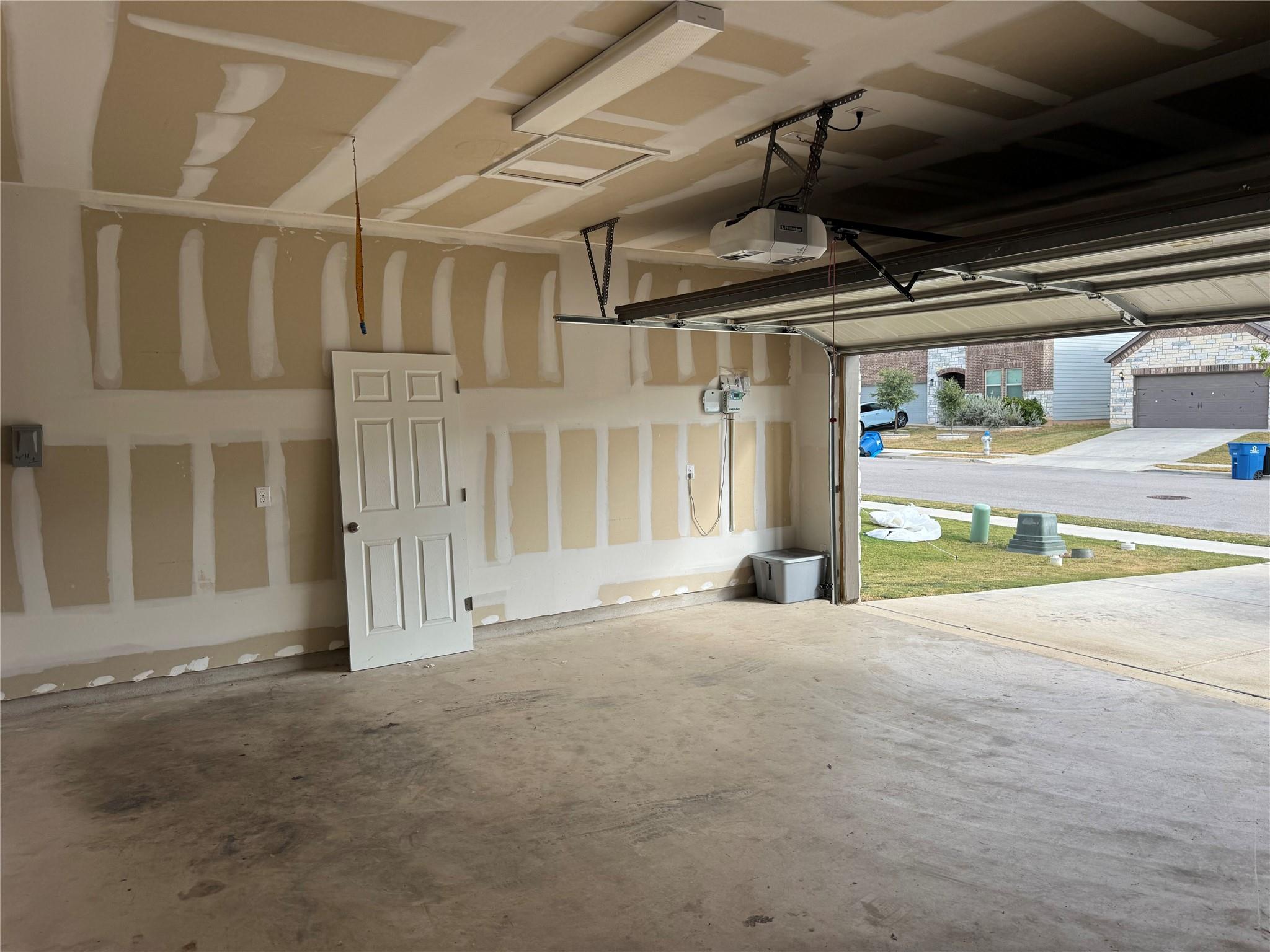 333 Capstone Rd, Liberty Hill, TX 78642