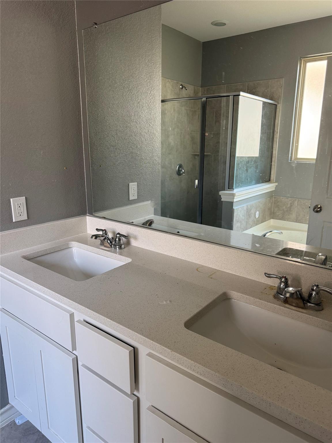 333 Capstone Rd, Liberty Hill, TX 78642