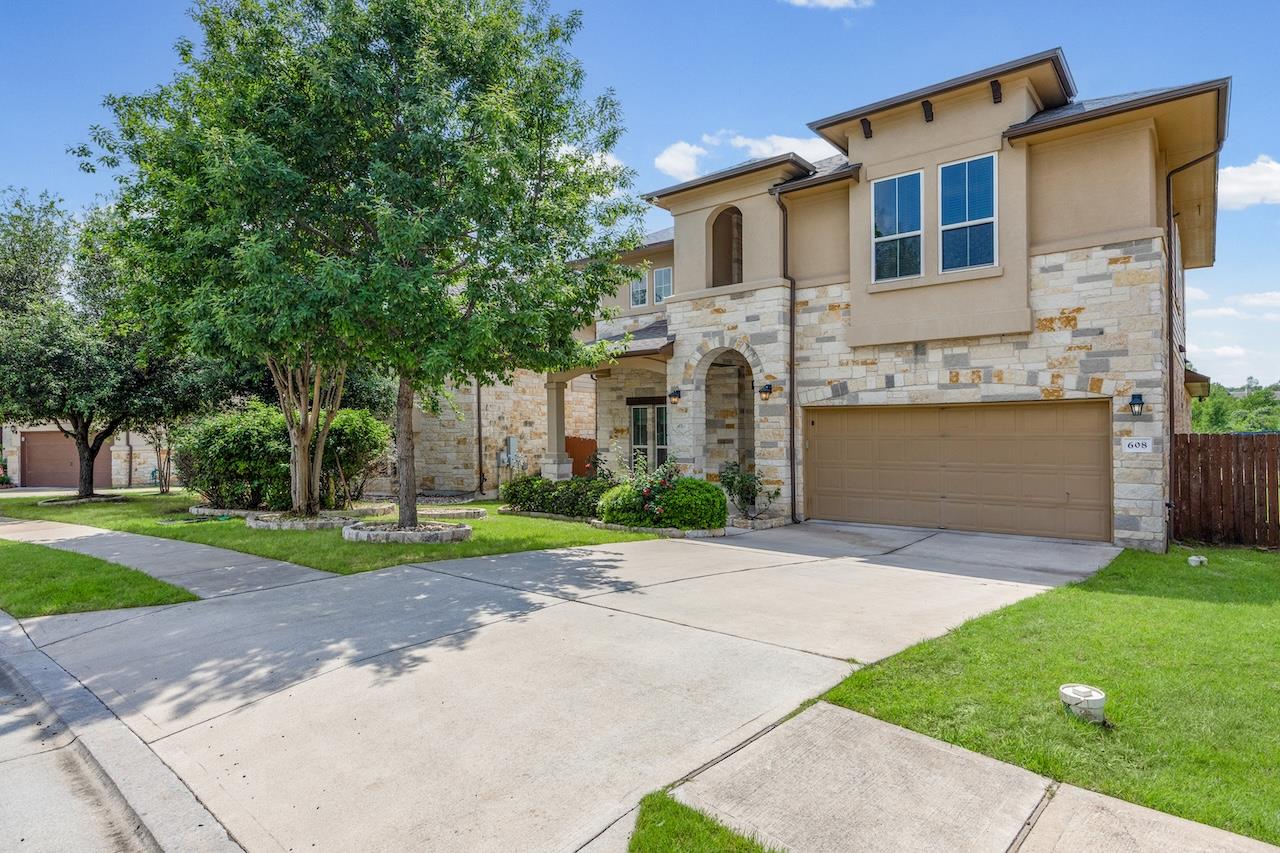 608 Cascada Ln, Round Rock, TX 78681