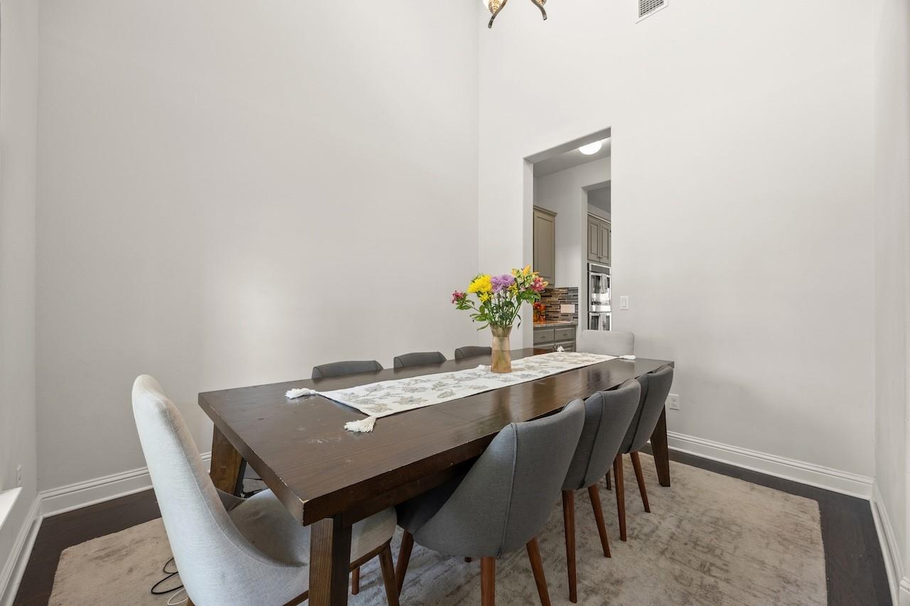 608 Cascada Ln, Round Rock, TX 78681