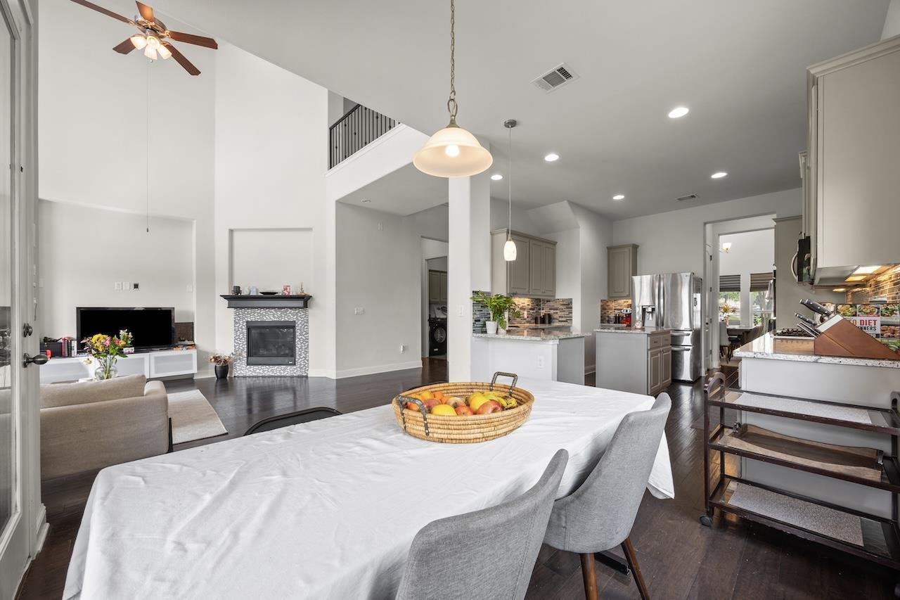 608 Cascada Ln, Round Rock, TX 78681