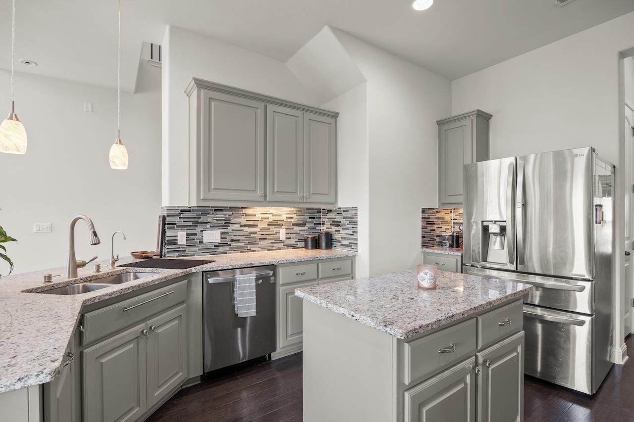 608 Cascada Ln, Round Rock, TX 78681