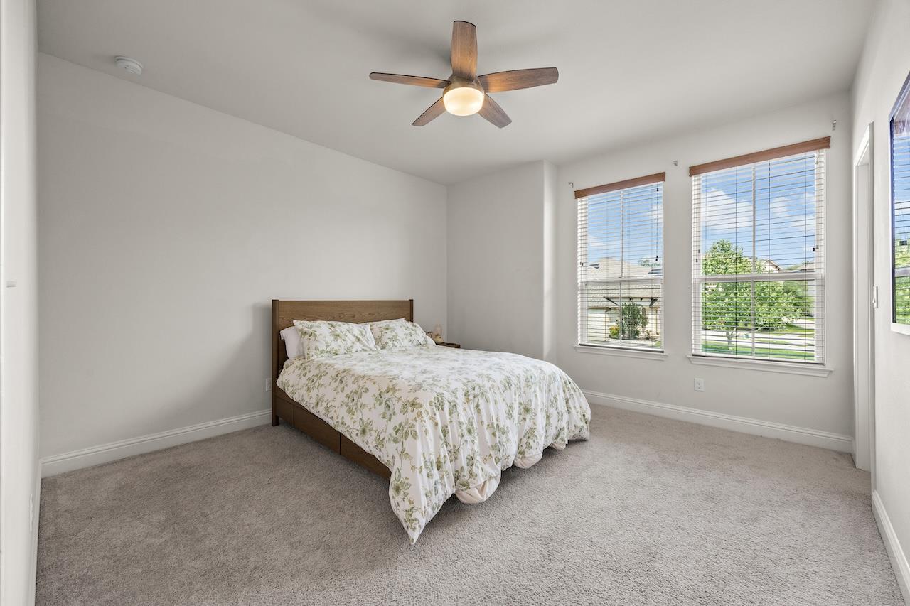 608 Cascada Ln, Round Rock, TX 78681