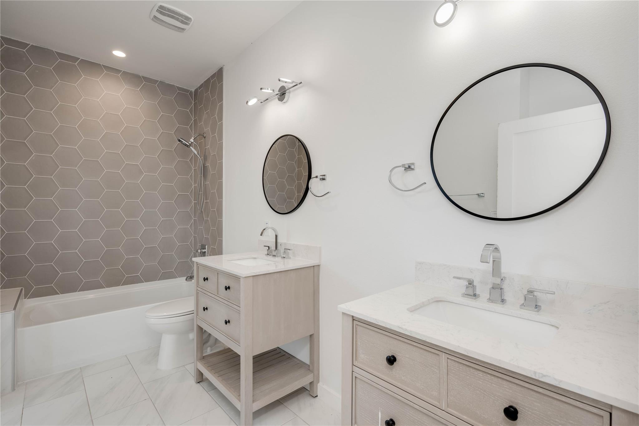 1315 Clearfield Dr # 2, Austin, TX 78758