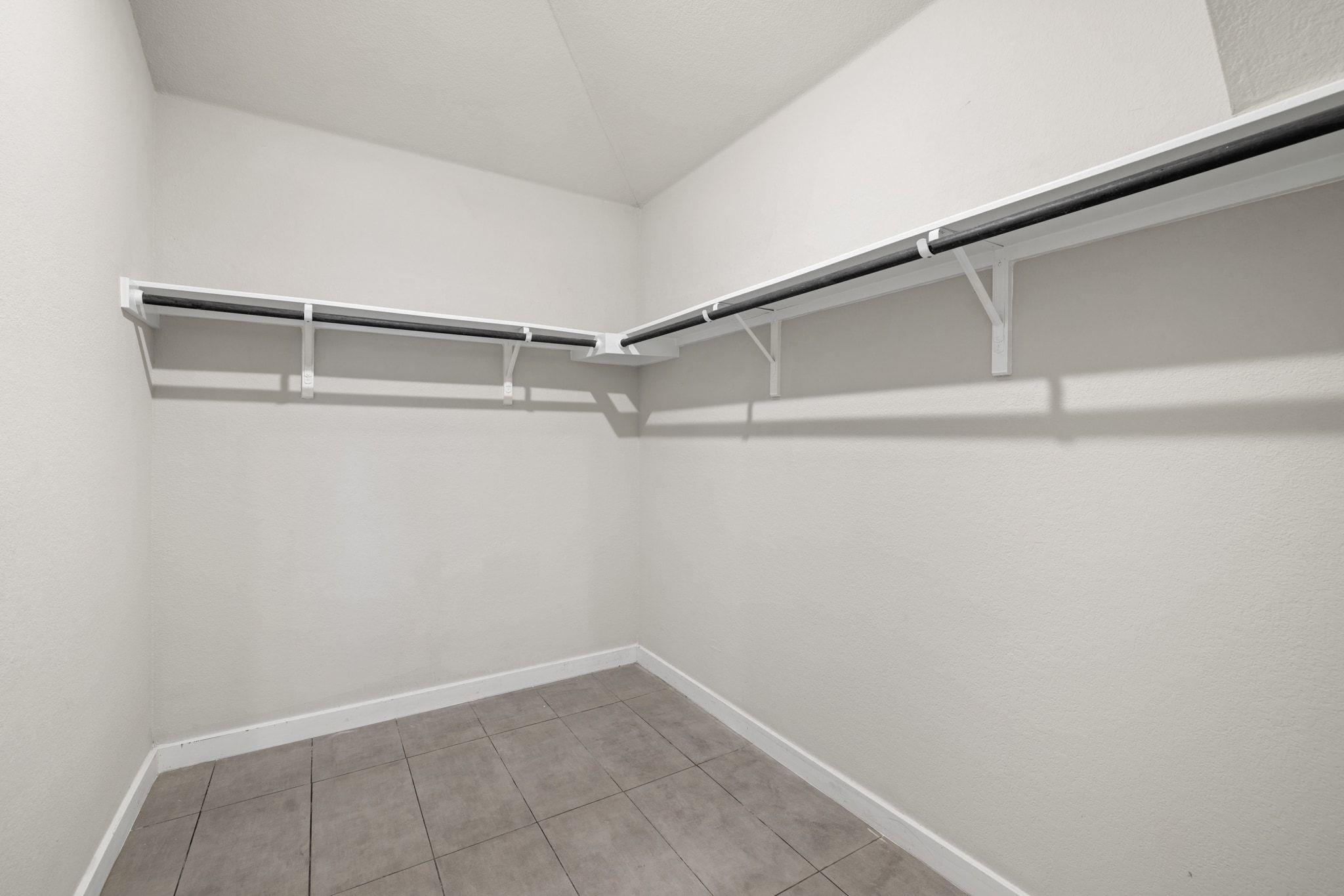 202 Low Bramble Dr, Hutto, TX 78634