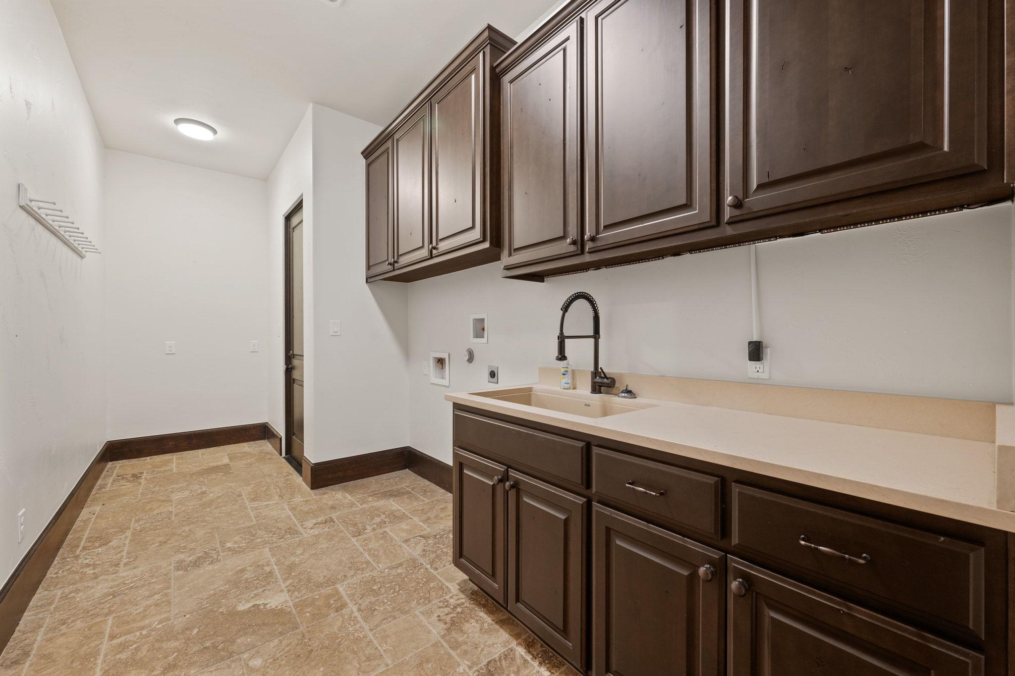 444 La Serena Loop, Horseshoe Bay, TX 78657