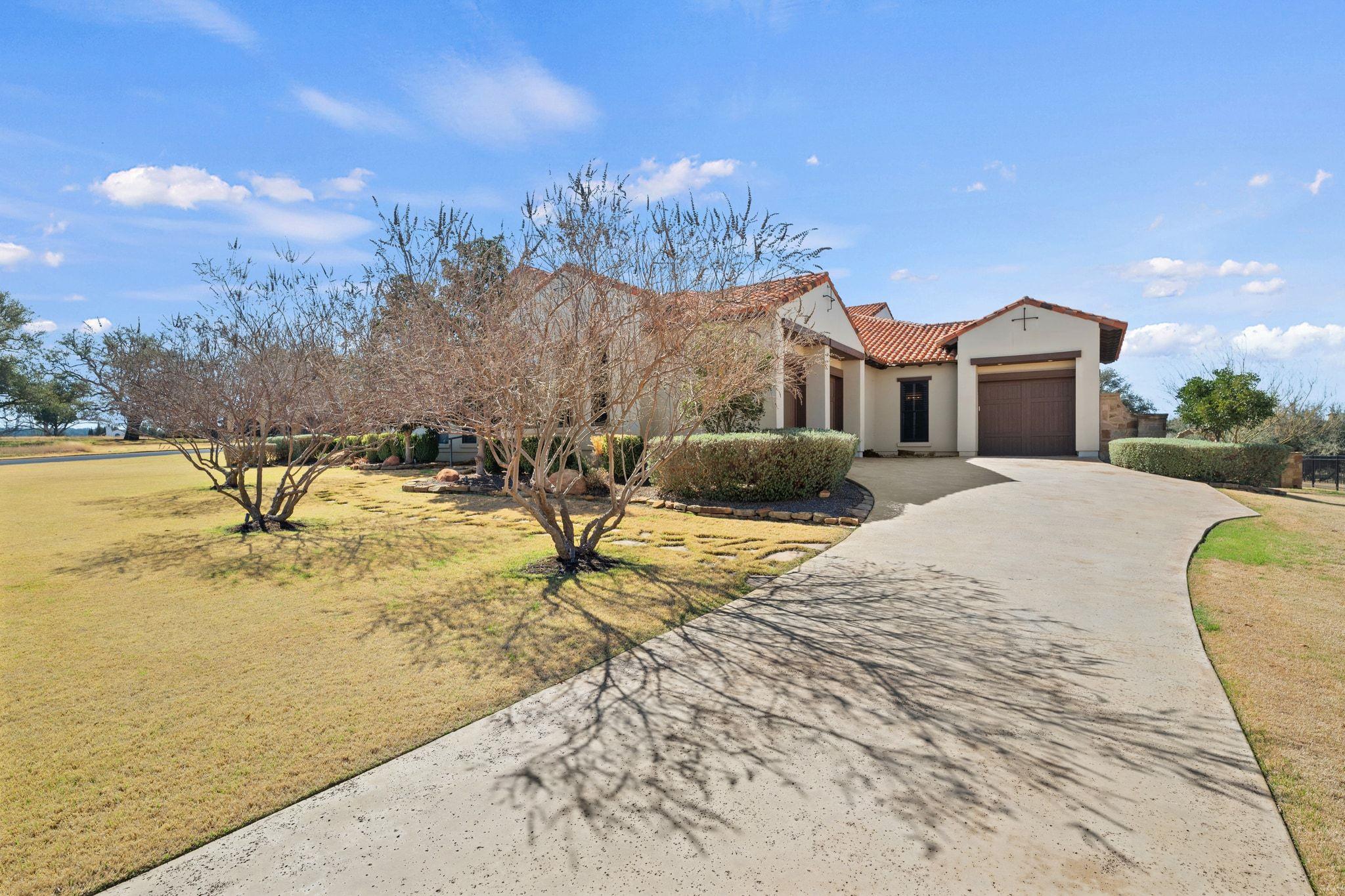 444 La Serena Loop, Horseshoe Bay, TX 78657