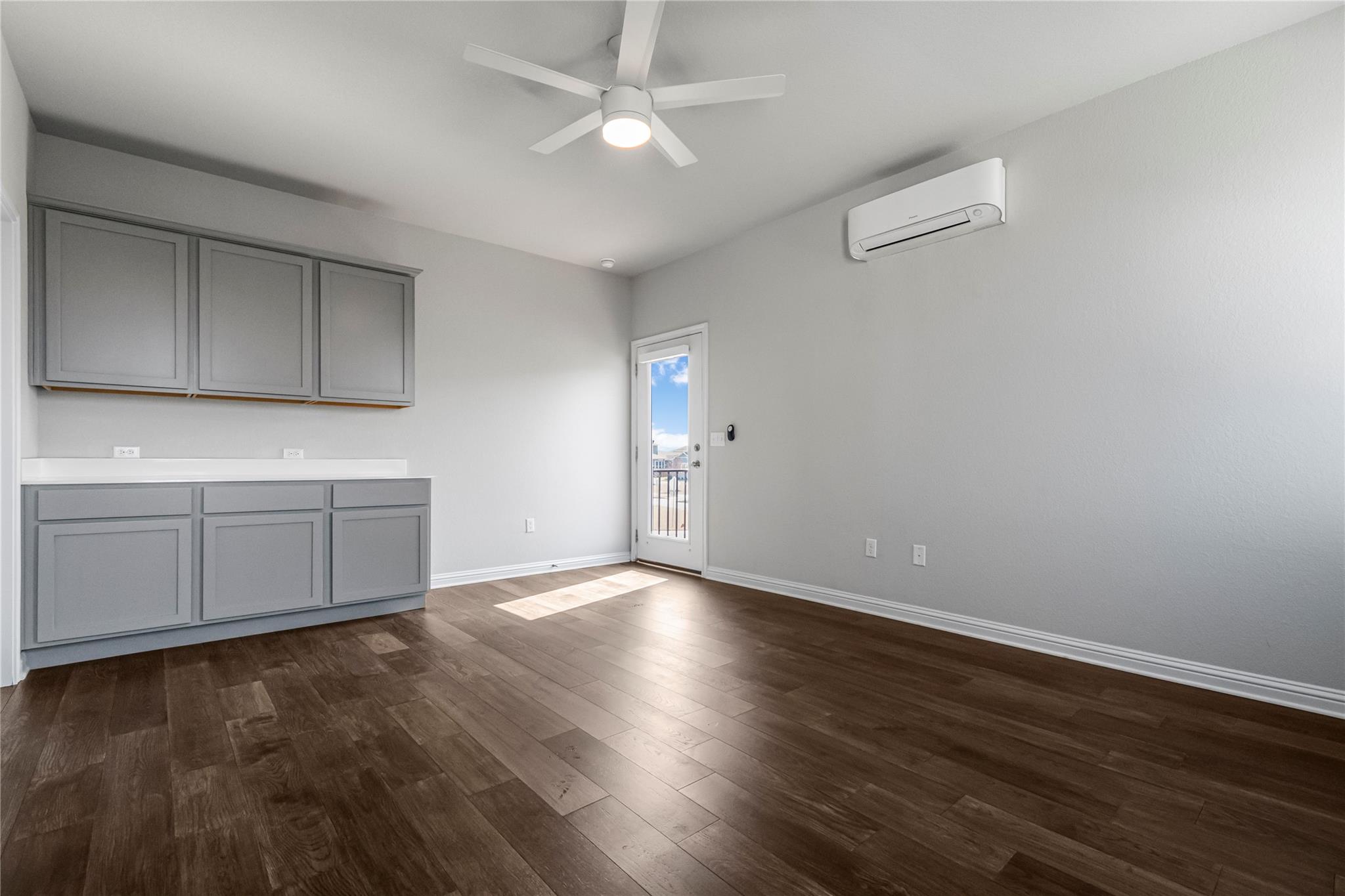 8017 Orizzonte St, Austin, TX 78744