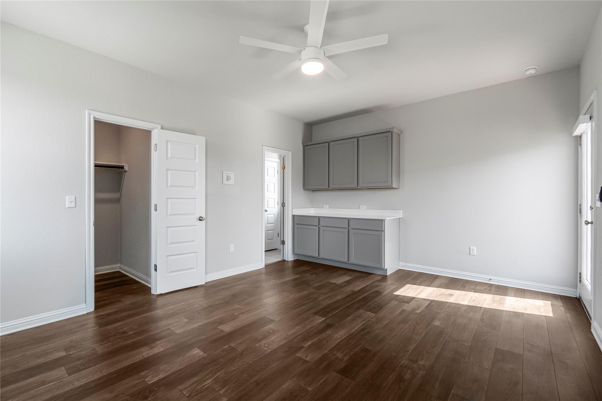 8017 Orizzonte St, Austin, TX 78744