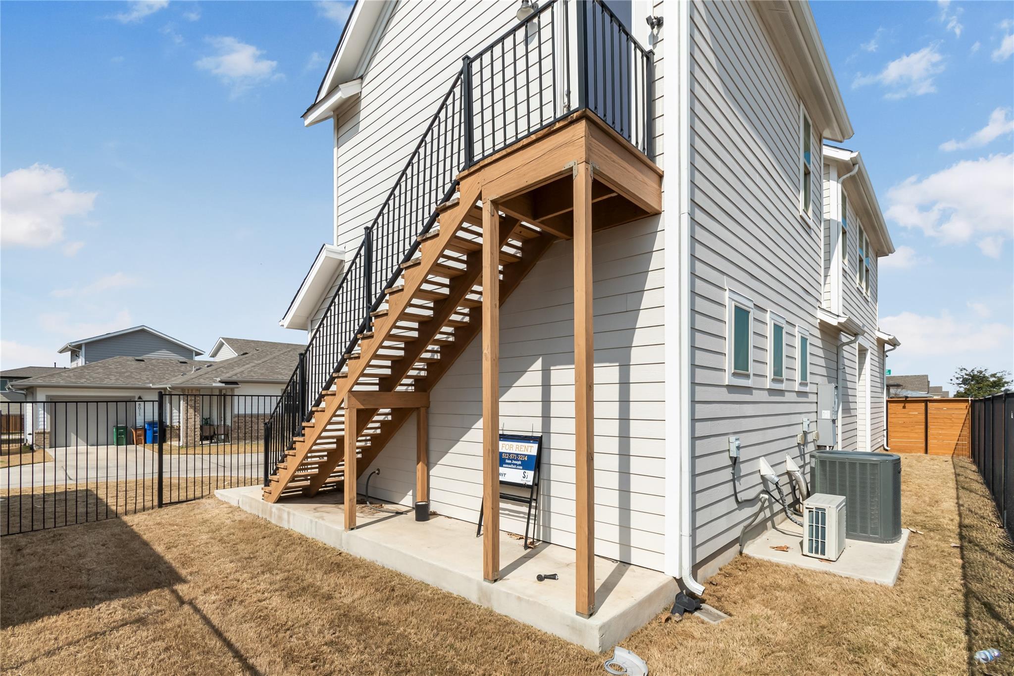 8017 Orizzonte St, Austin, TX 78744