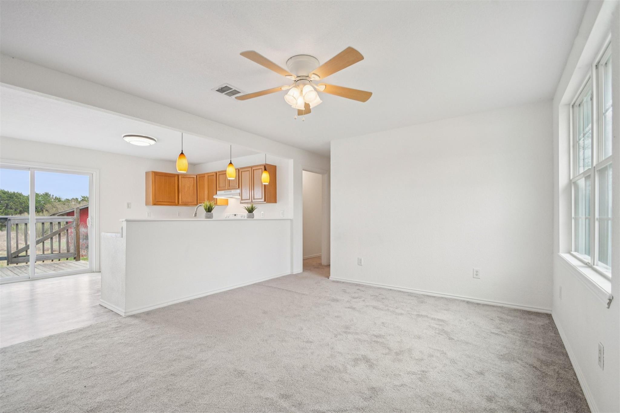 1470 Oak Grove Rd, Leander, TX 78641