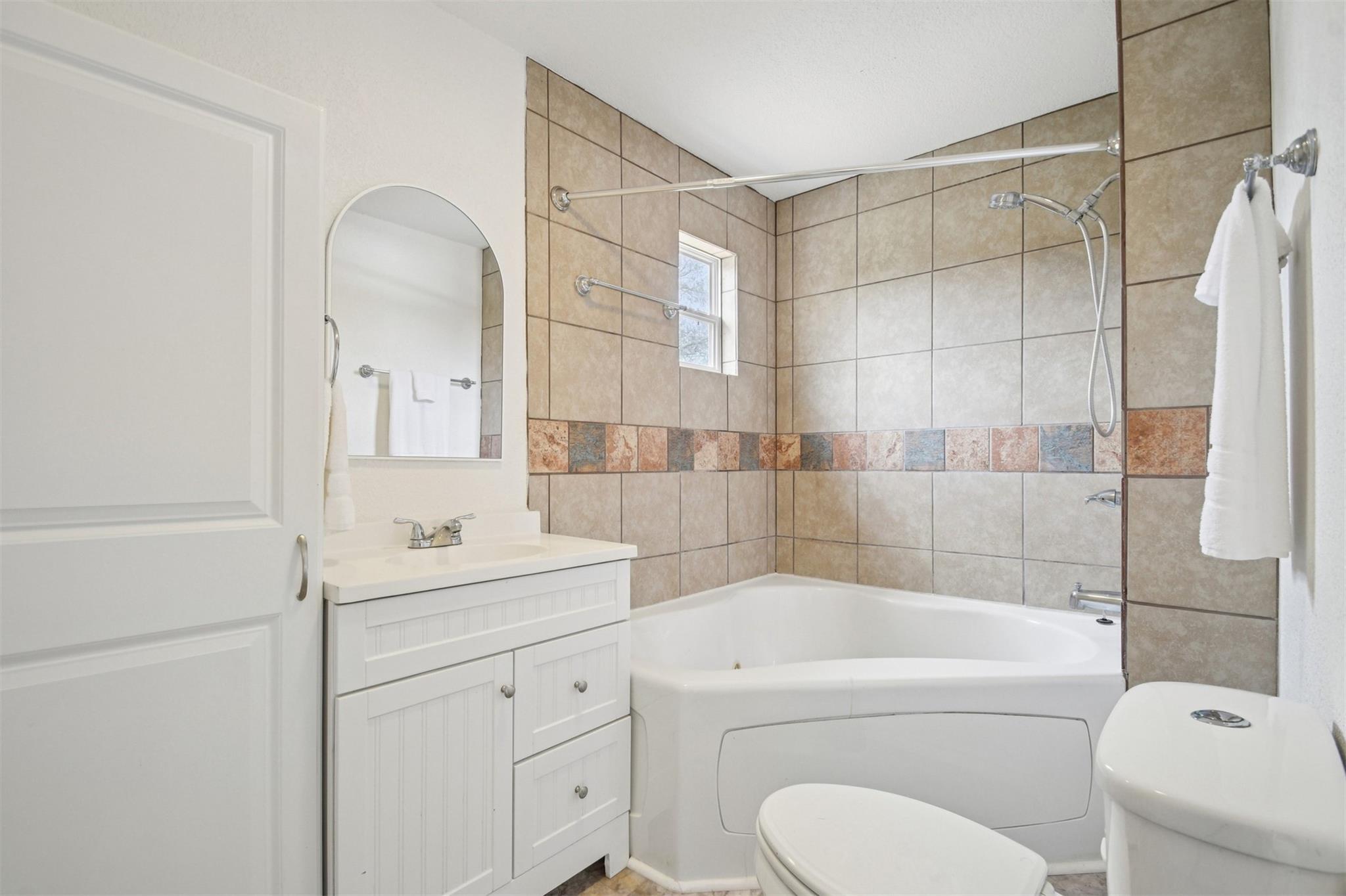 1470 Oak Grove Rd, Leander, TX 78641