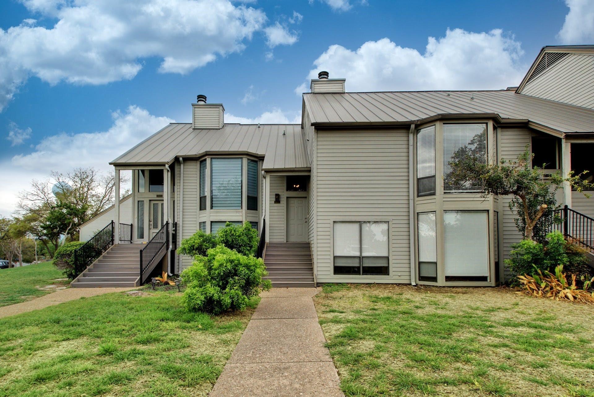 105 World Of Tennis Sq, Lakeway, TX 78738