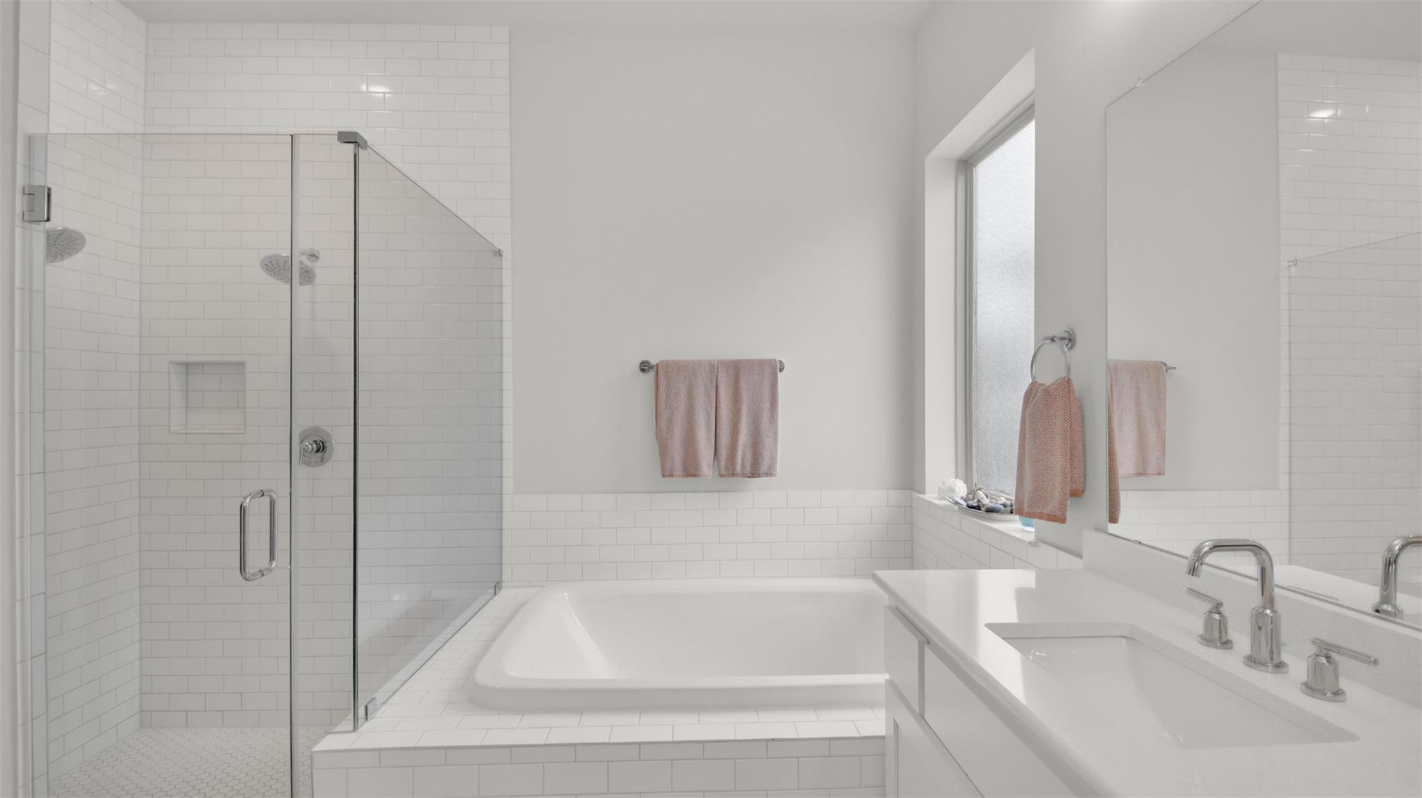 19504 Serenity Ln, Lago Vista, TX 78645