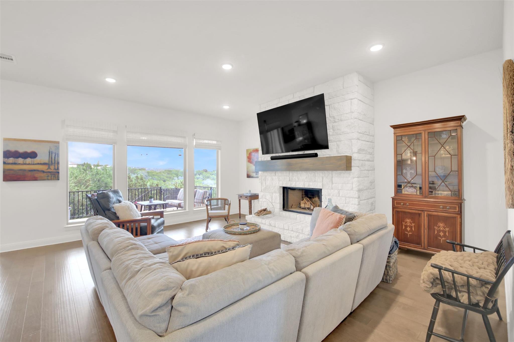 19504 Serenity Ln, Lago Vista, TX 78645