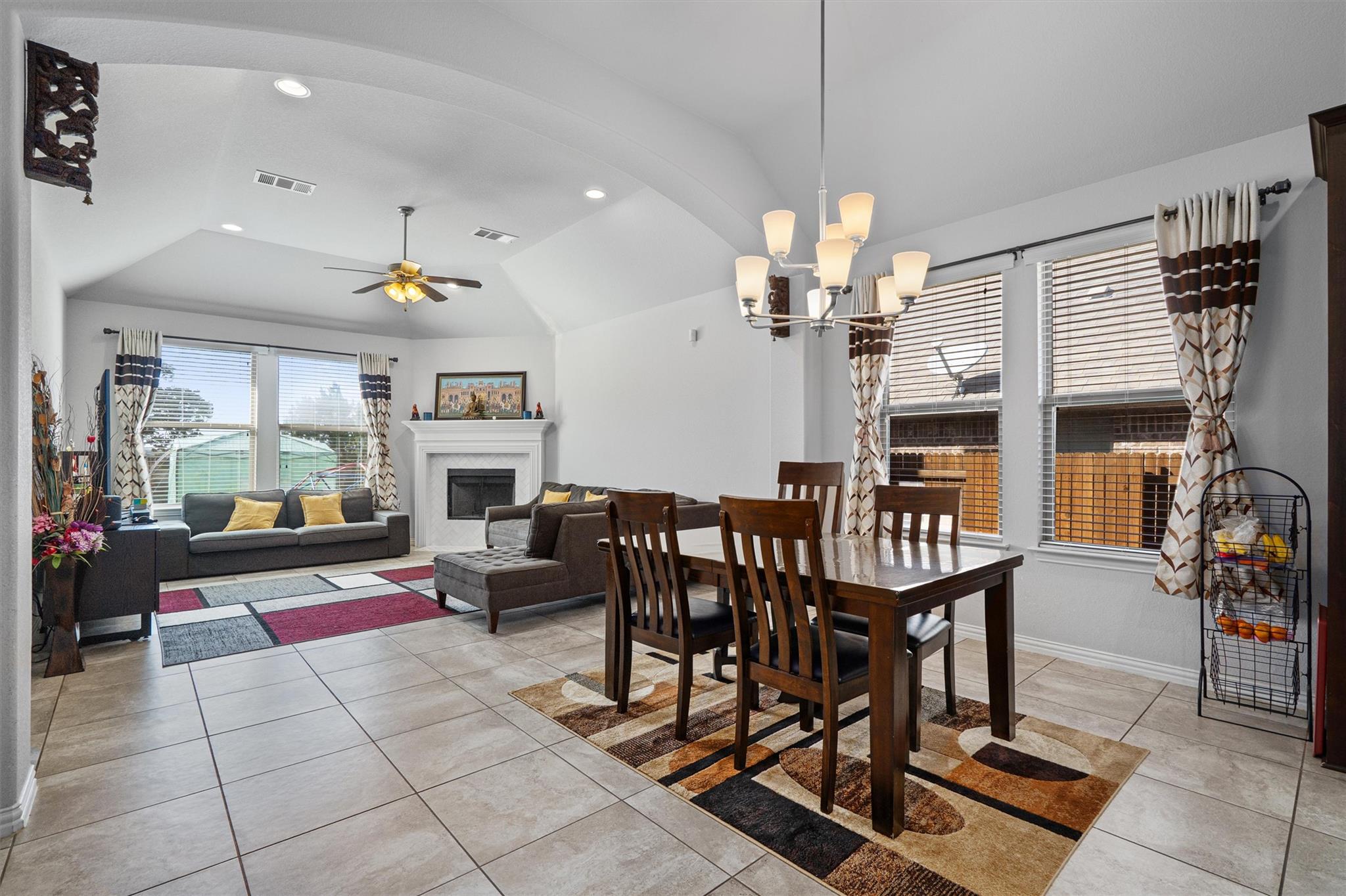 138 Drury Ln, Austin, TX 78737