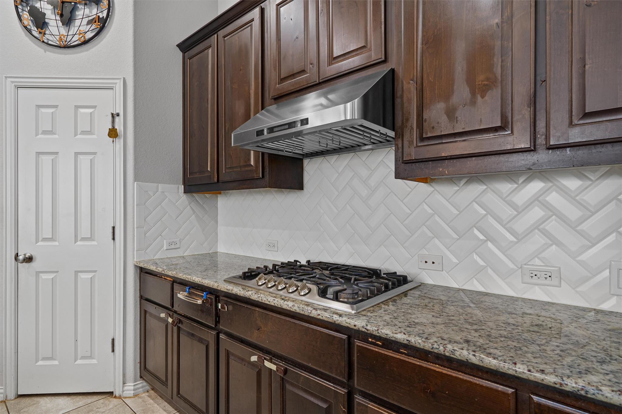 138 Drury Ln, Austin, TX 78737