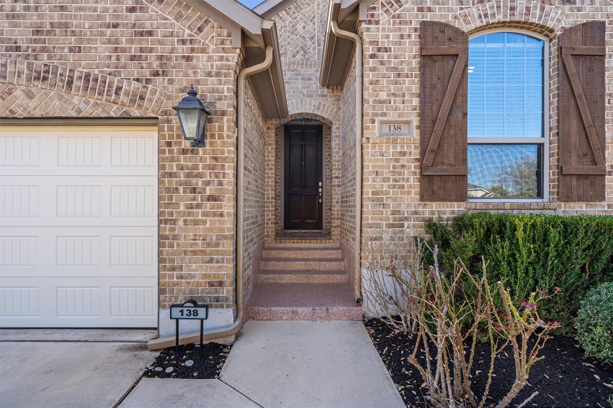 138 Drury Ln, Austin, TX 78737