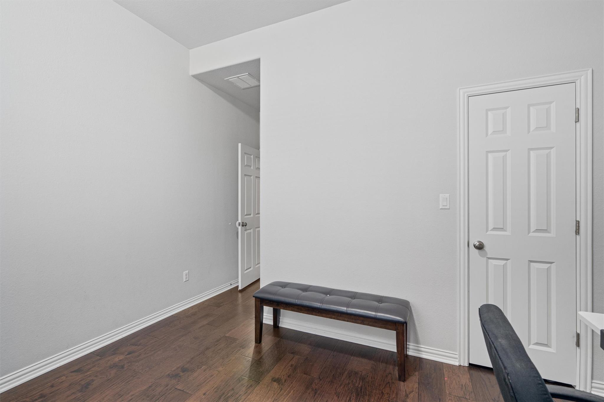 138 Drury Ln, Austin, TX 78737