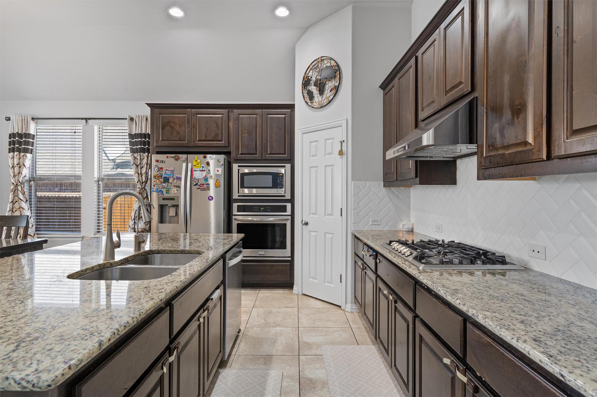 138 Drury Ln, Austin, TX 78737