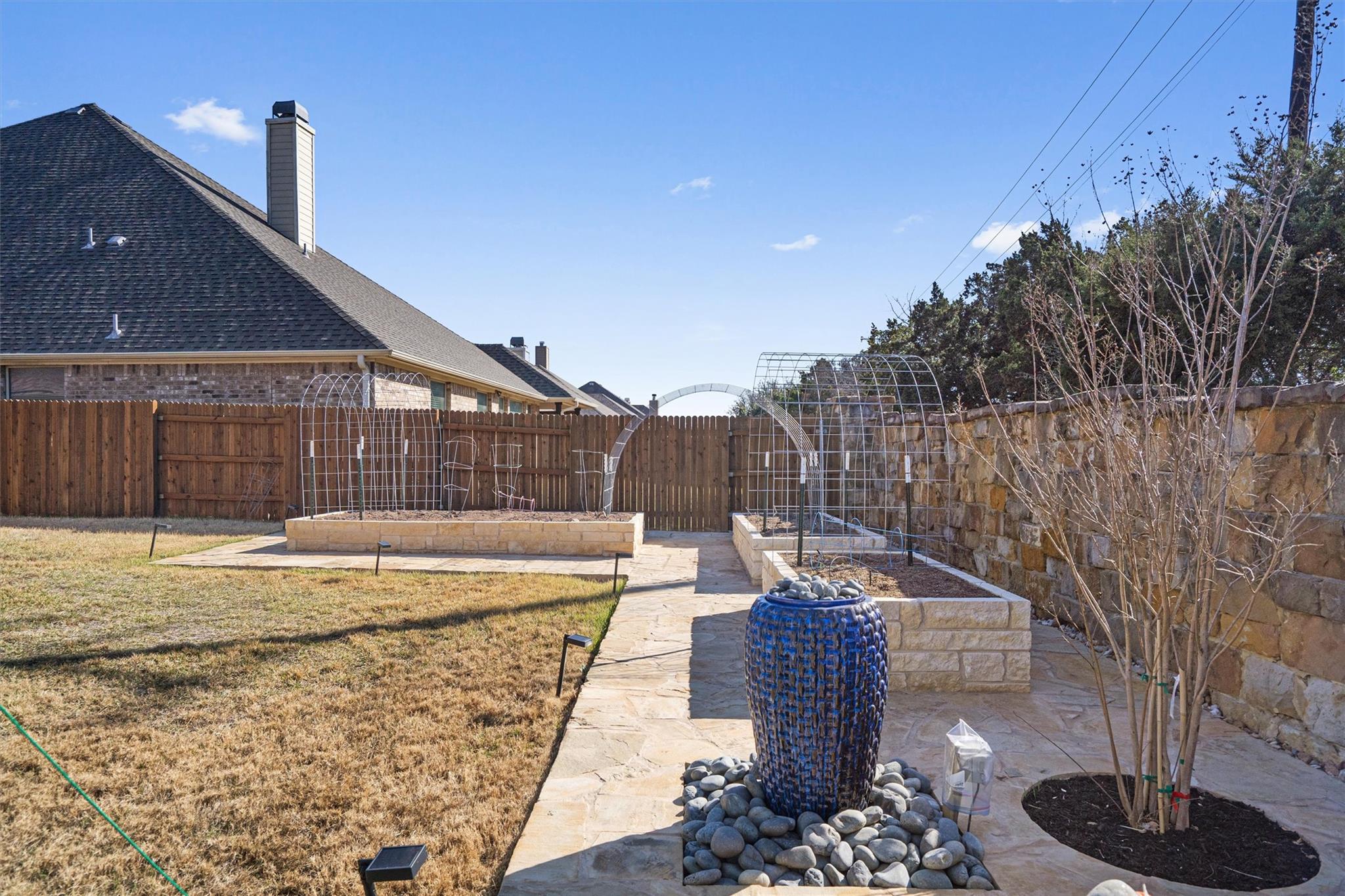 138 Drury Ln, Austin, TX 78737