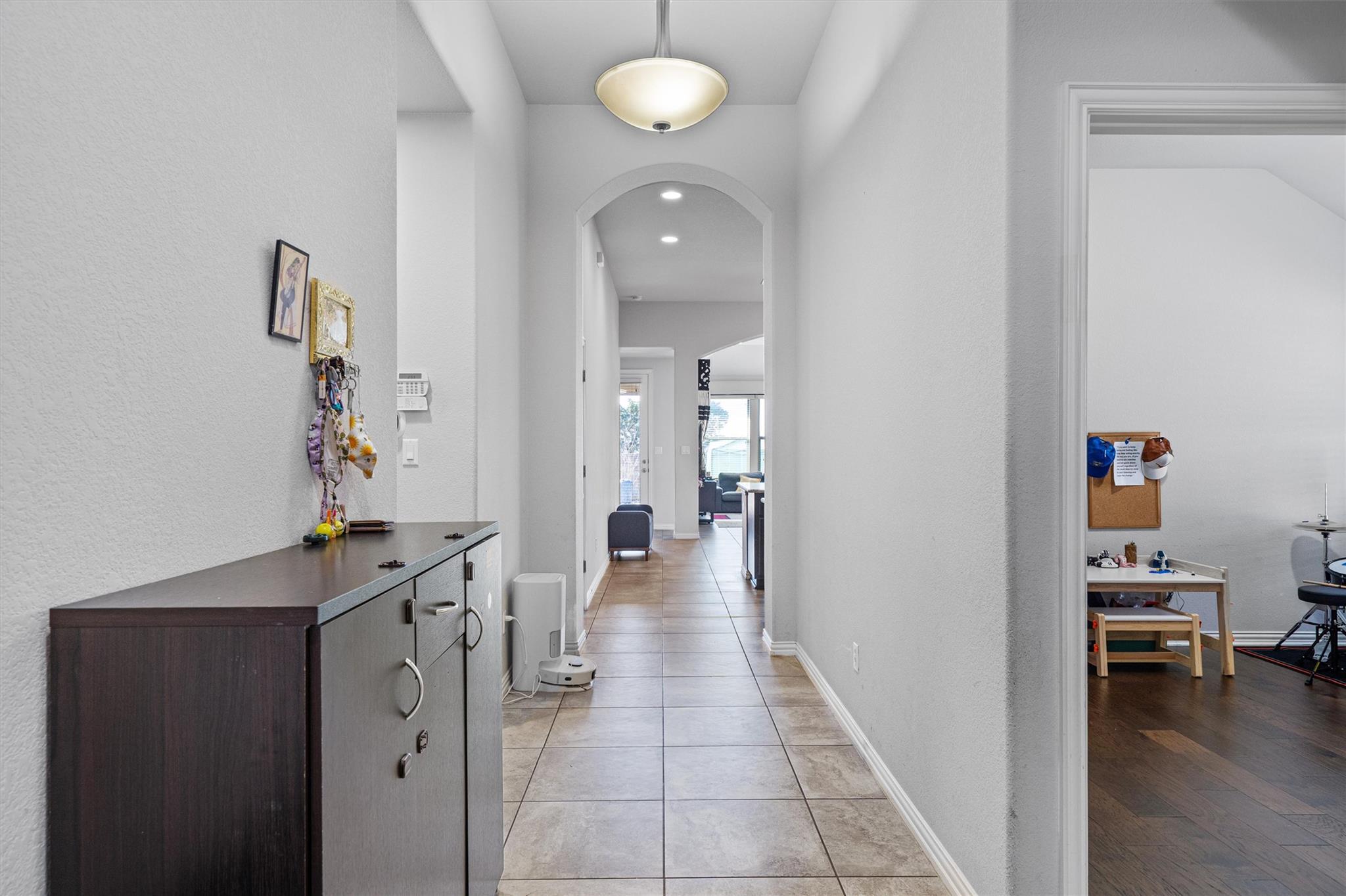 138 Drury Ln, Austin, TX 78737