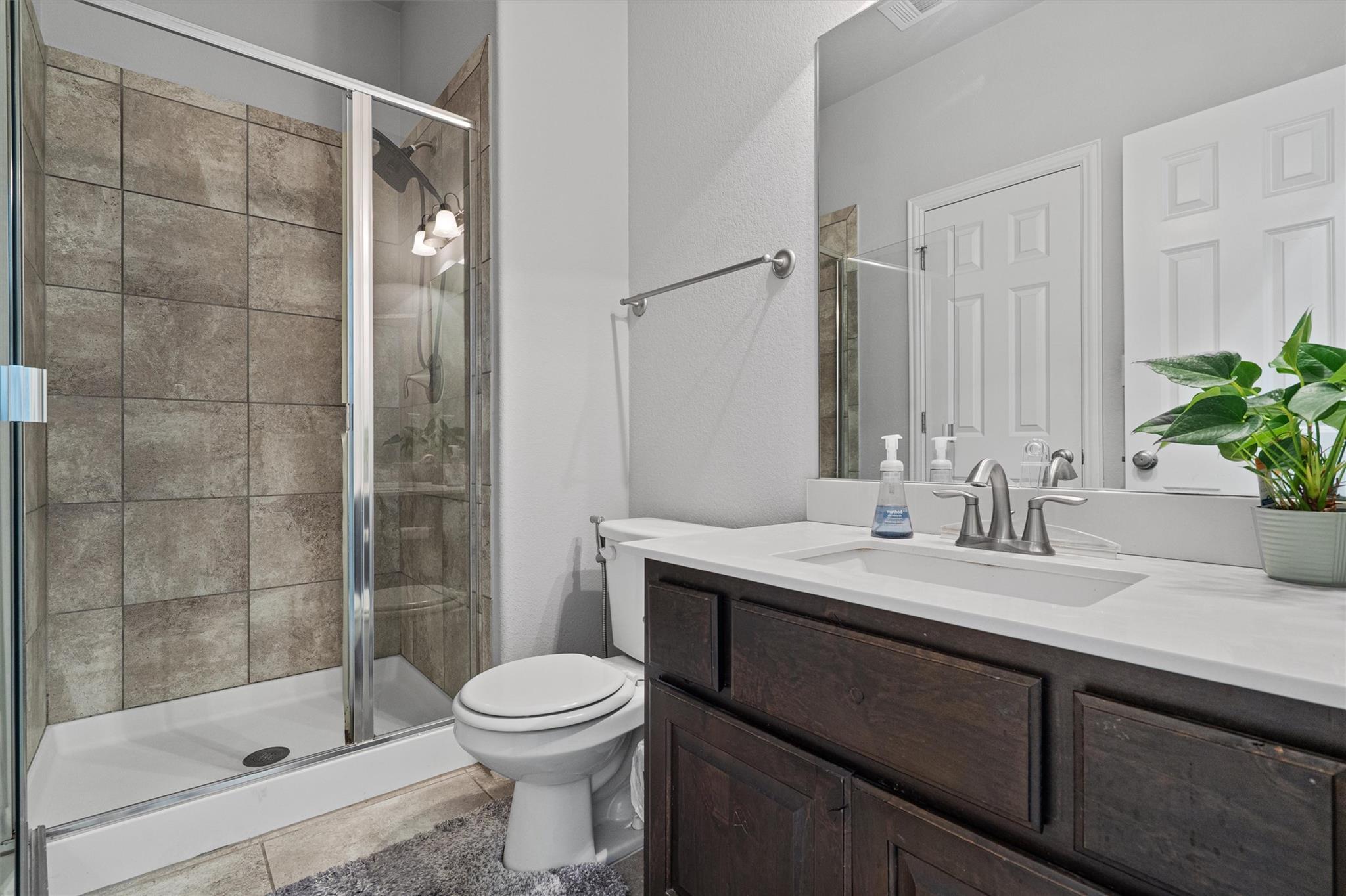 138 Drury Ln, Austin, TX 78737