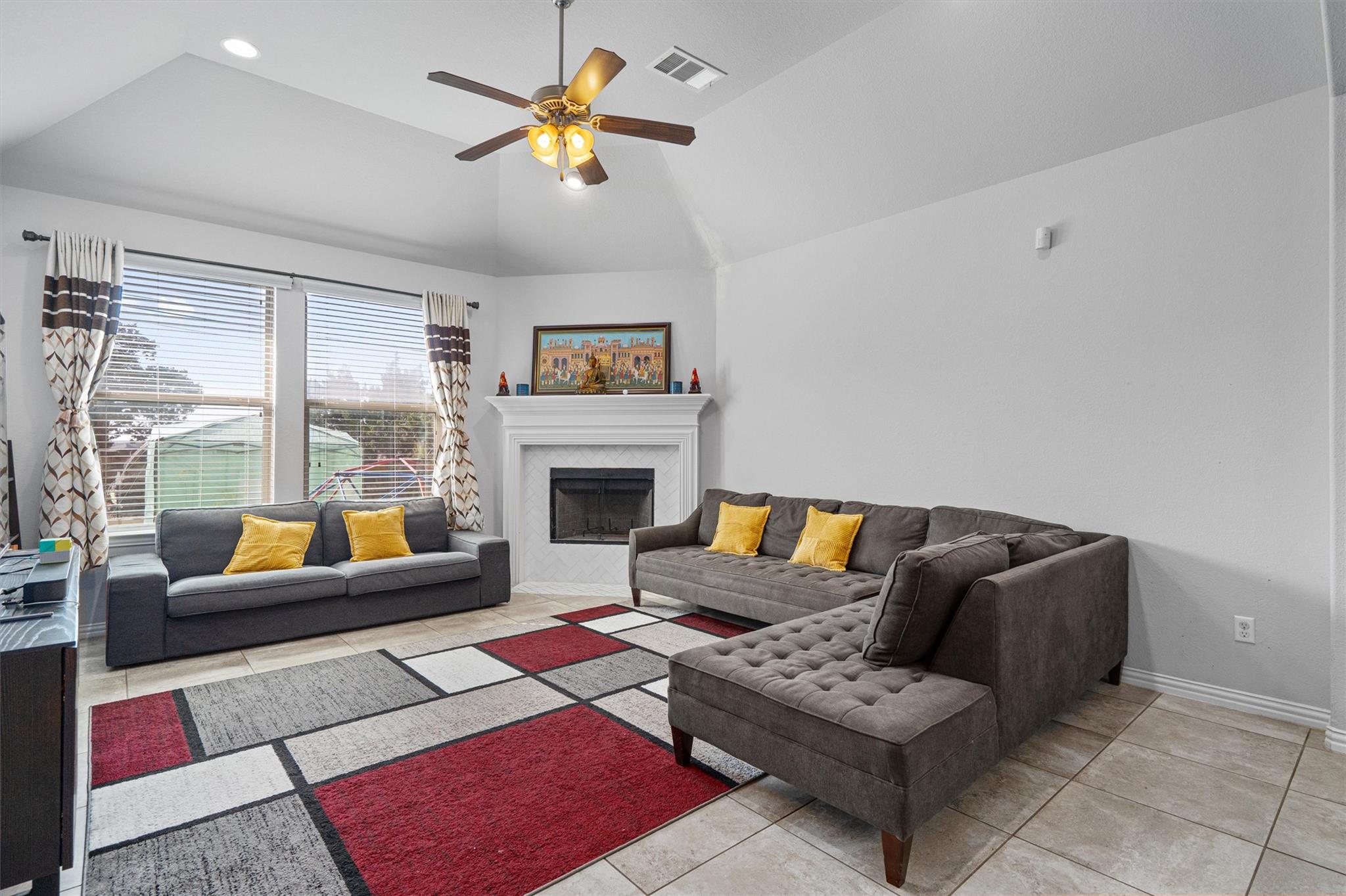 138 Drury Ln, Austin, TX 78737